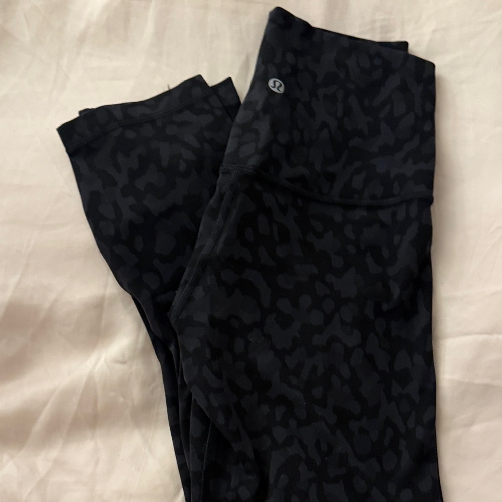 Cropped Lululemon Printed Align Leggings